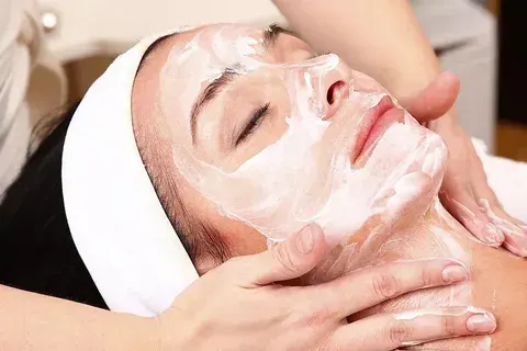 Facial & Skincare Course